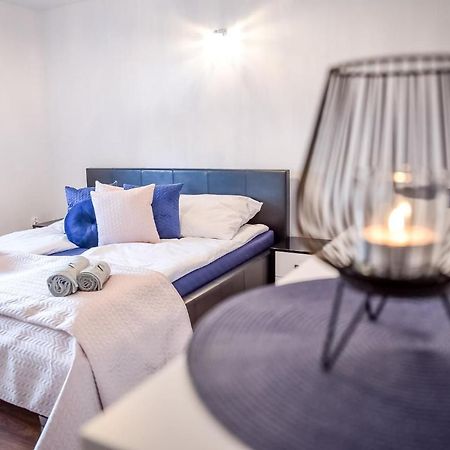Apartamenty Przystanek Banska Banska Nizna Esterno foto